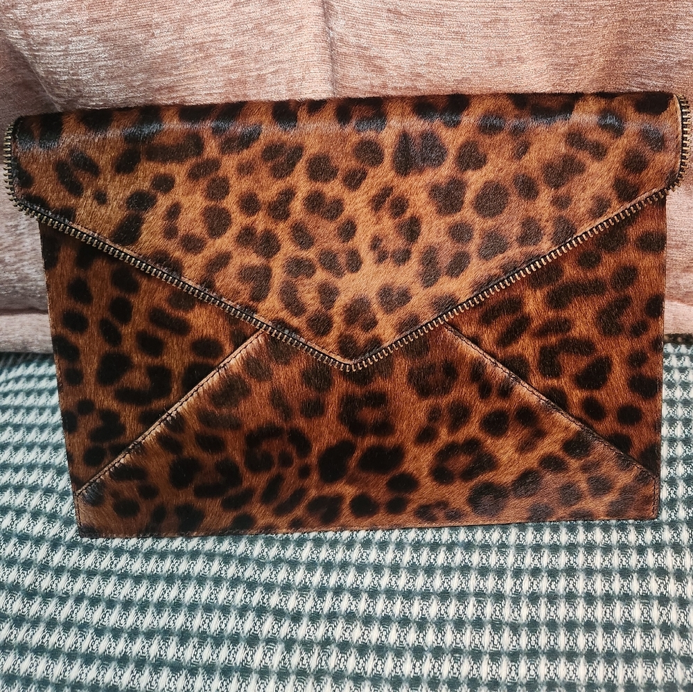 Brand new Rebecca Minkoff clutch